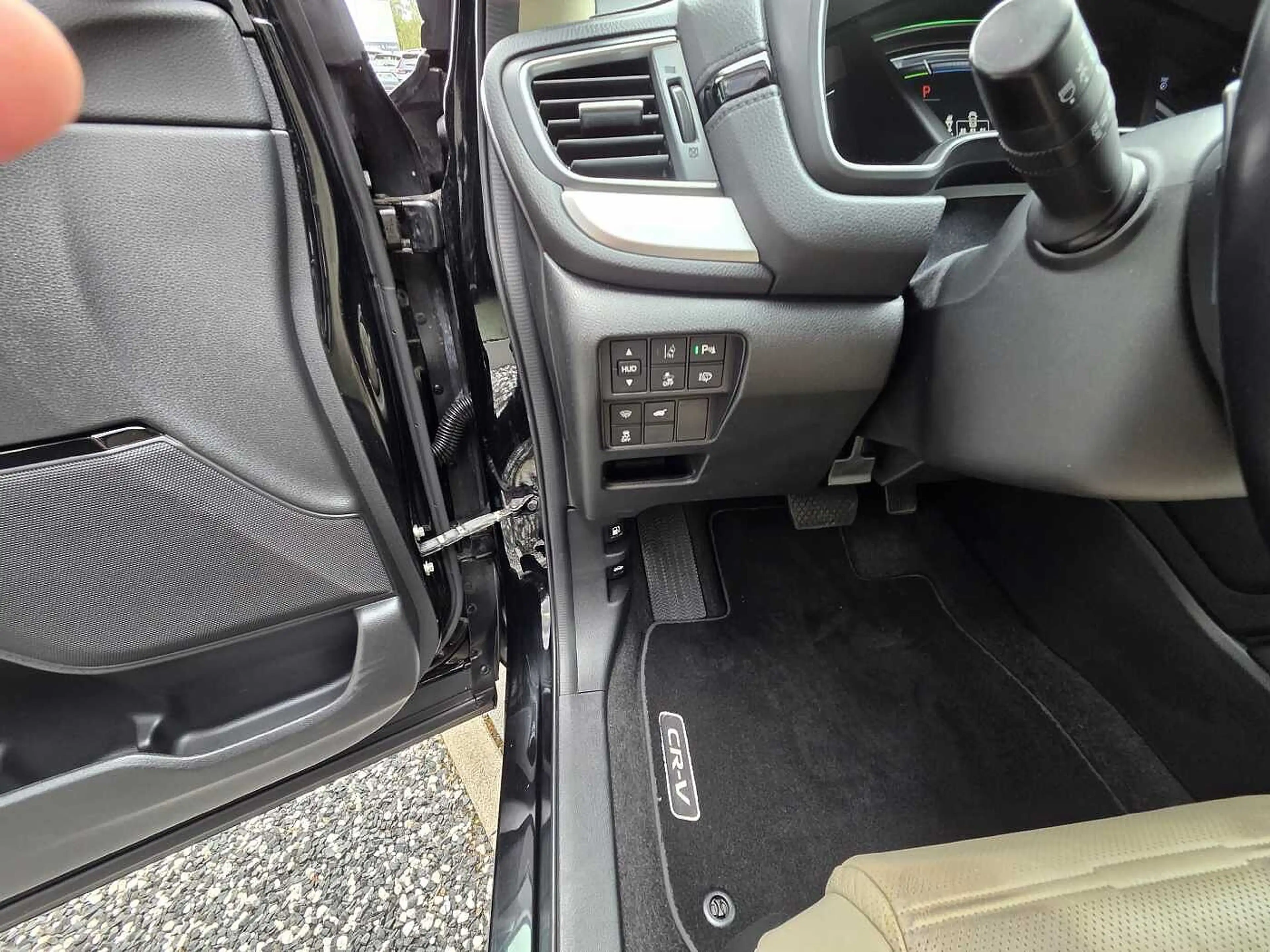 Honda CR-V Hybrid e:HEV 2.0 i-MMD 4WD Executive — photo 21