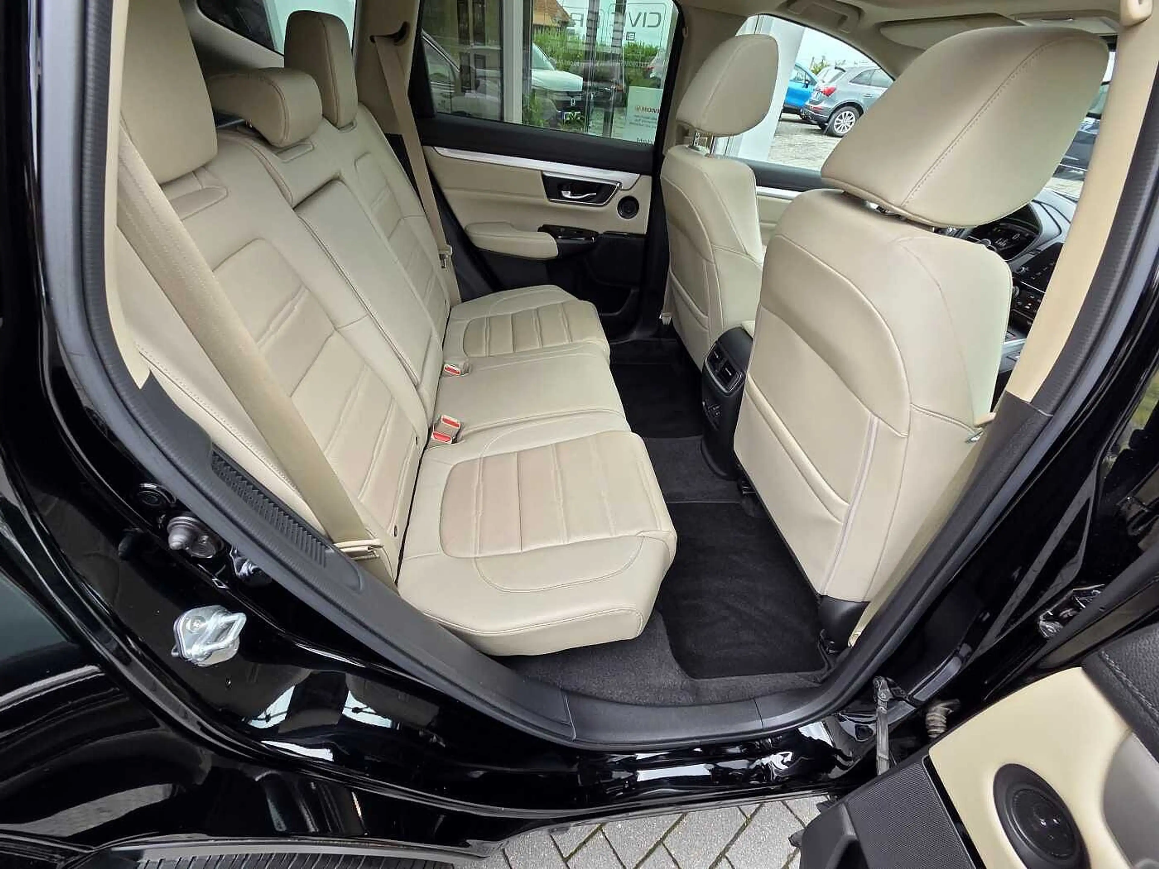 Honda CR-V Hybrid e:HEV 2.0 i-MMD 4WD Executive — photo 17