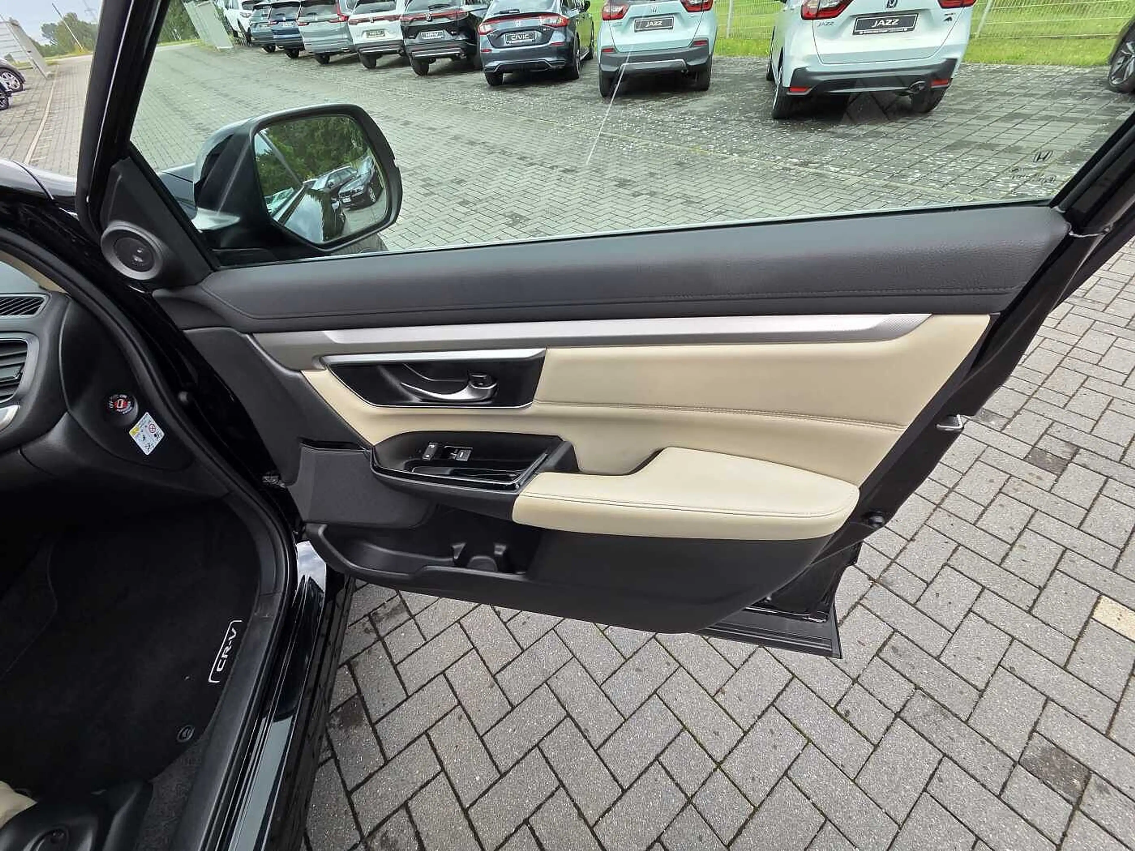 Honda CR-V Hybrid e:HEV 2.0 i-MMD 4WD Executive — photo 19