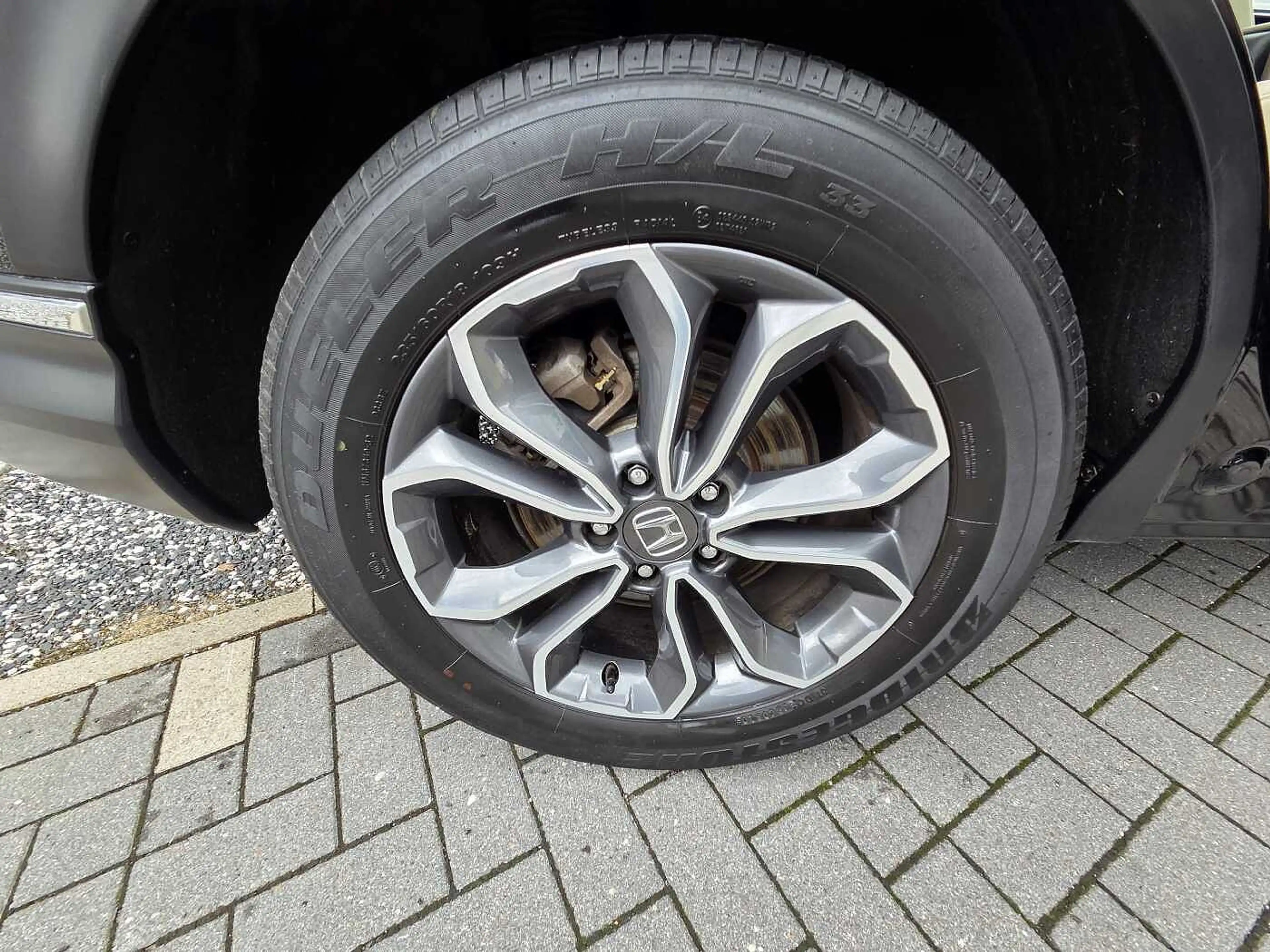Honda CR-V Hybrid e:HEV 2.0 i-MMD 4WD Executive — photo 18