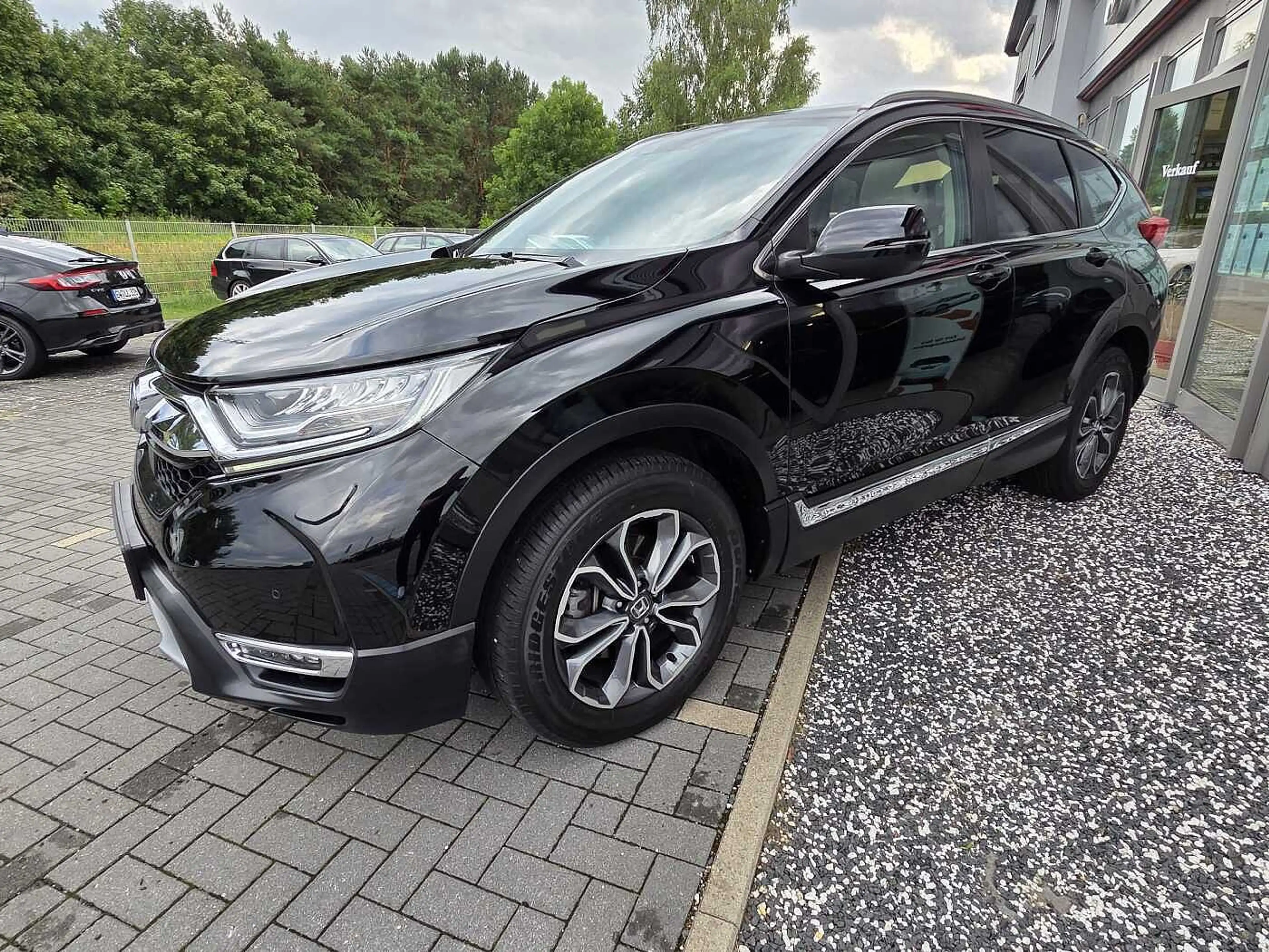 Honda CR-V Hybrid e:HEV 2.0 i-MMD 4WD Executive — photo 4