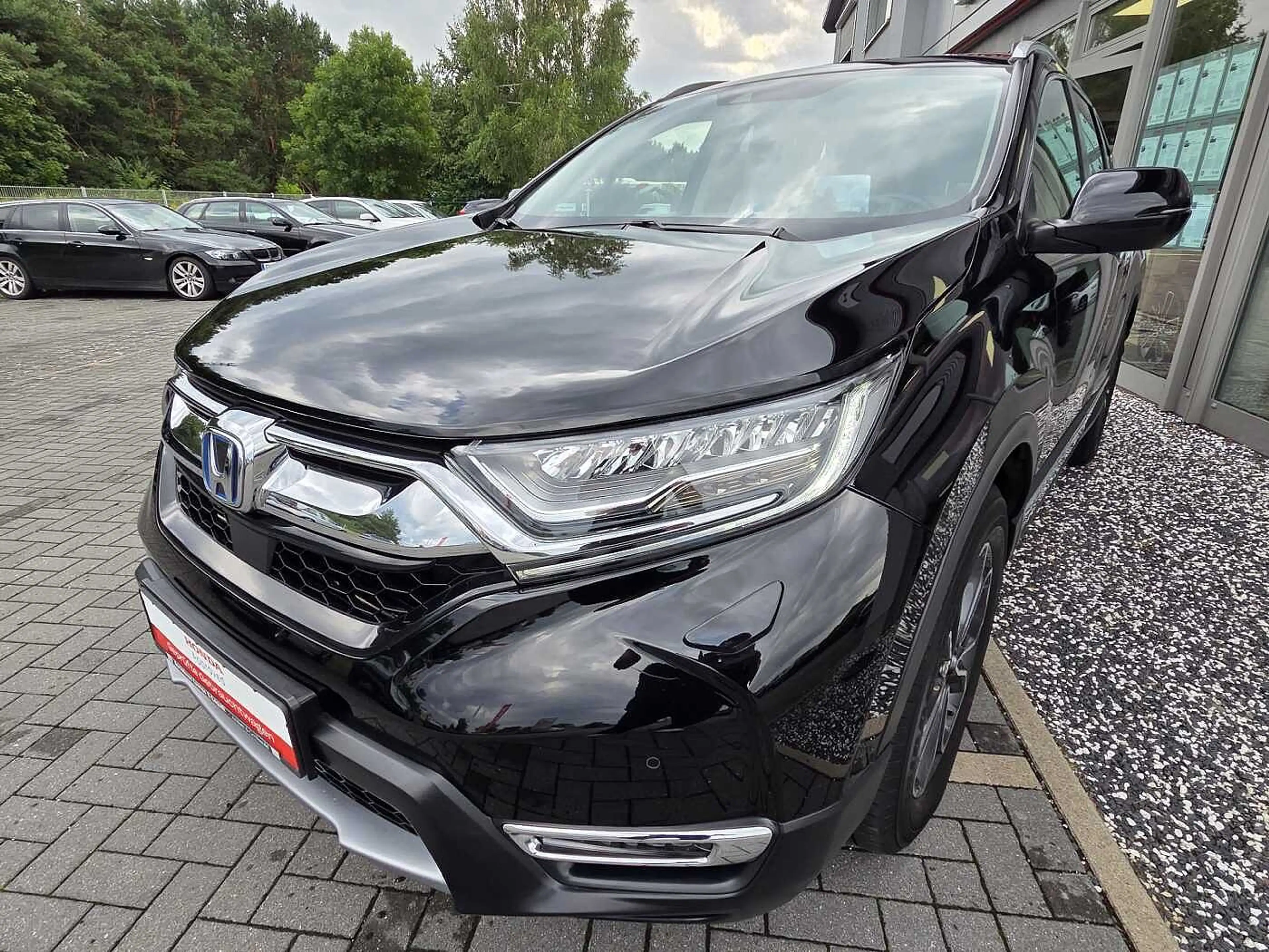 Honda CR-V Hybrid e:HEV 2.0 i-MMD 4WD Executive — photo 2