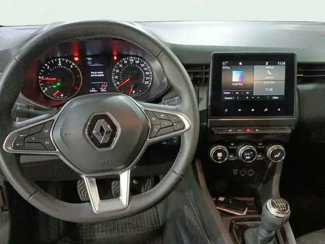 Renault Clio view 12