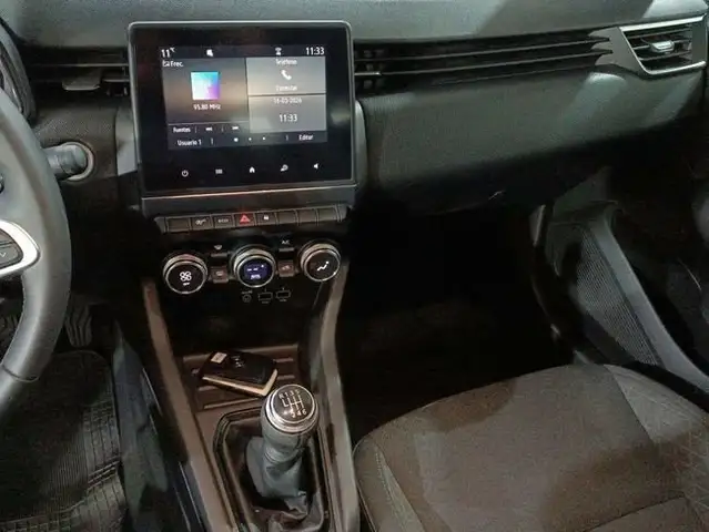 Renault Clio view 11