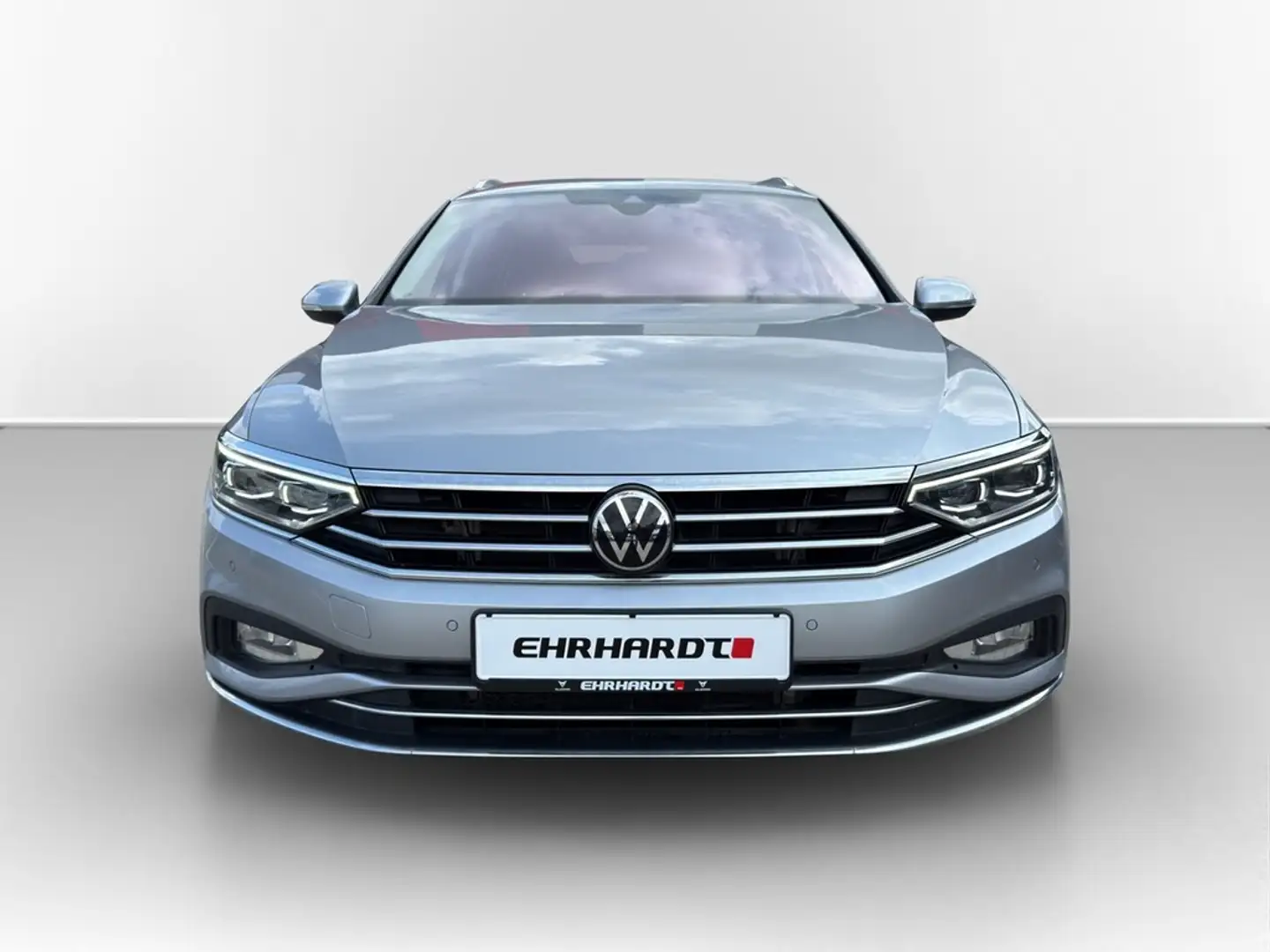 Volkswagen Passat Variant 2.0 TDI DSG Elegance AHK*IQ-LIGHT*NAV*SHZ*ACC*P... Silber - 2