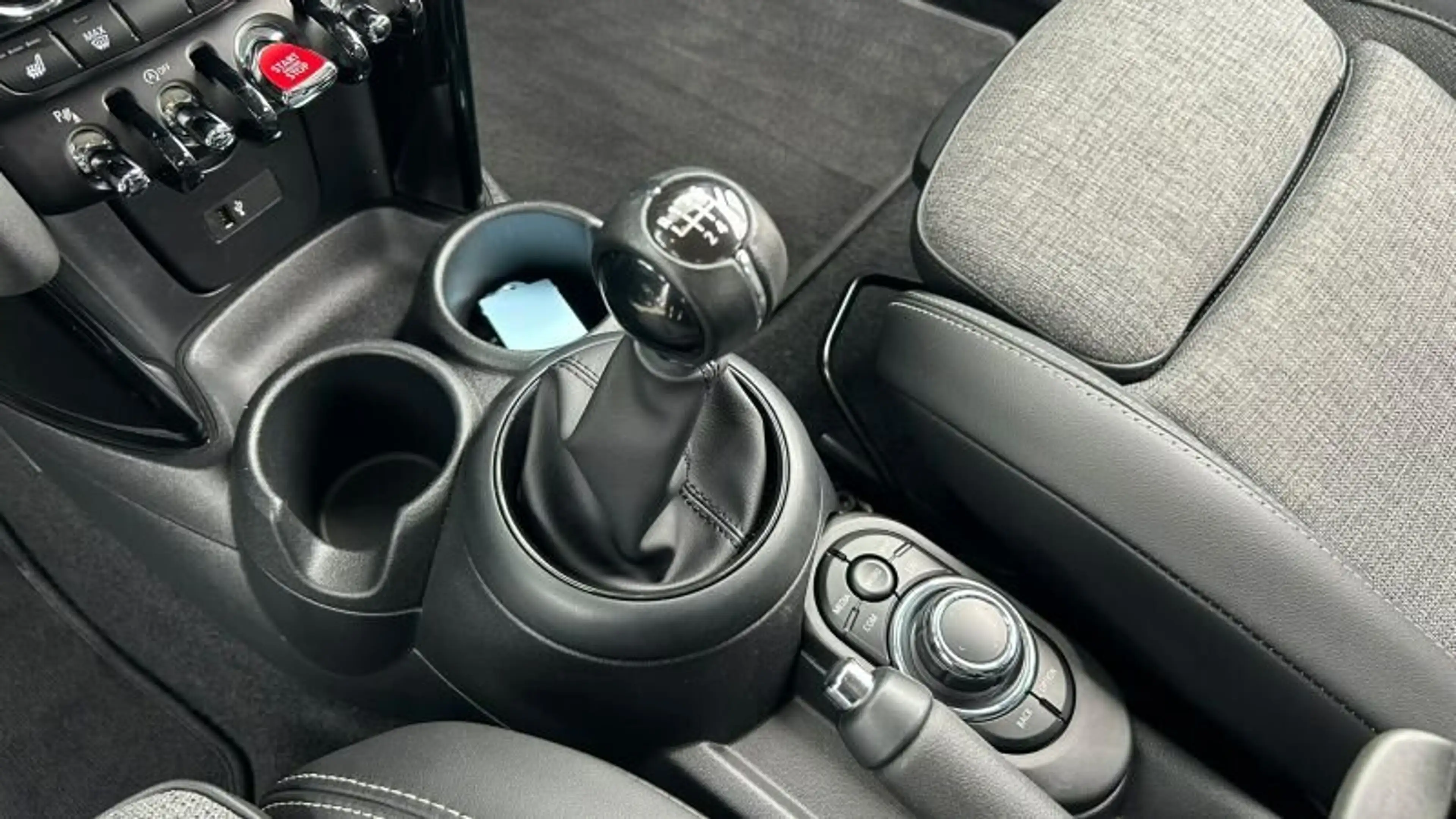 MINI One 5-Türer LED NAVI PARKASSIST APPLECARPLAY — photo 13