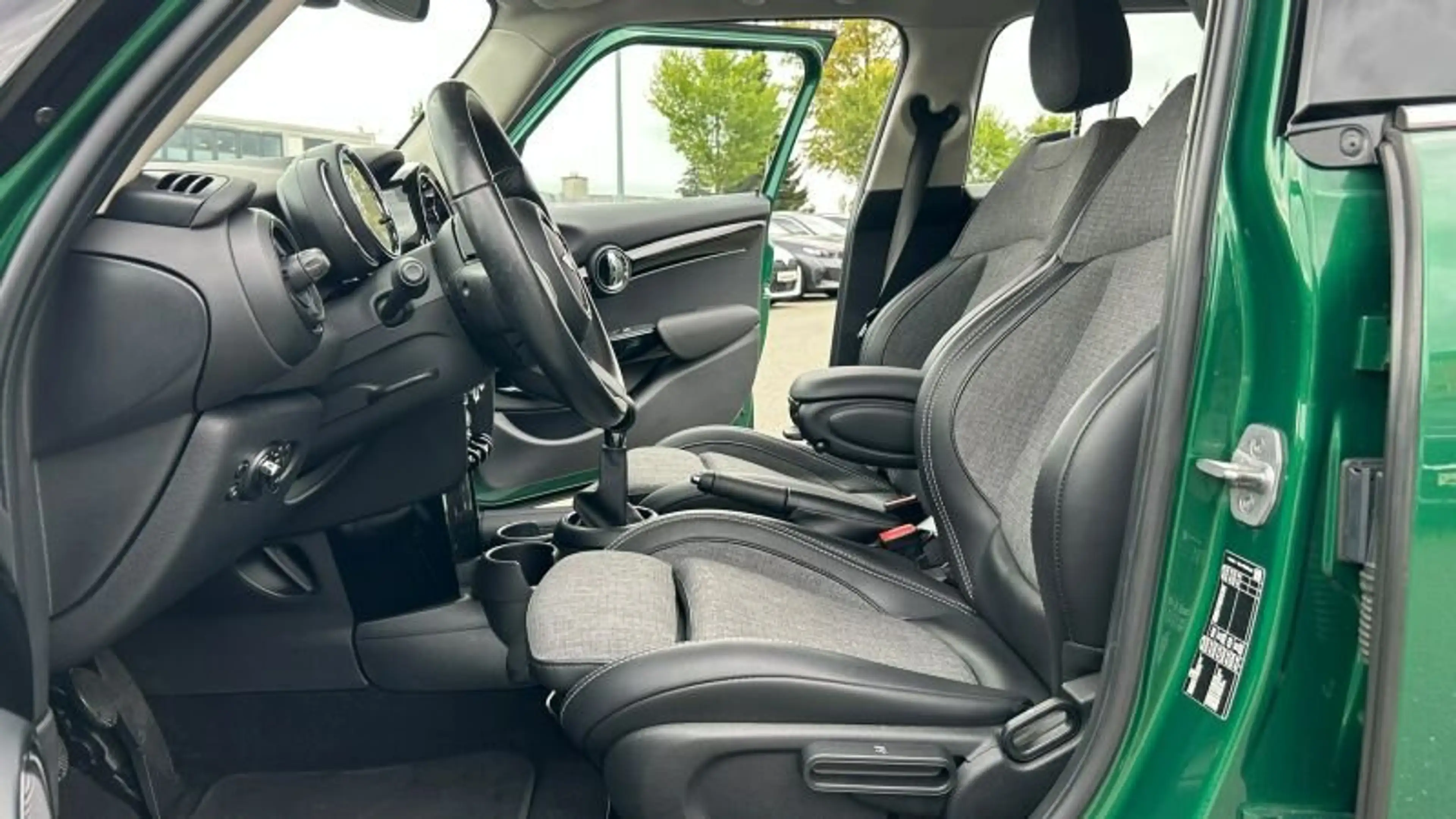 MINI One 5-Türer LED NAVI PARKASSIST APPLECARPLAY — photo 12