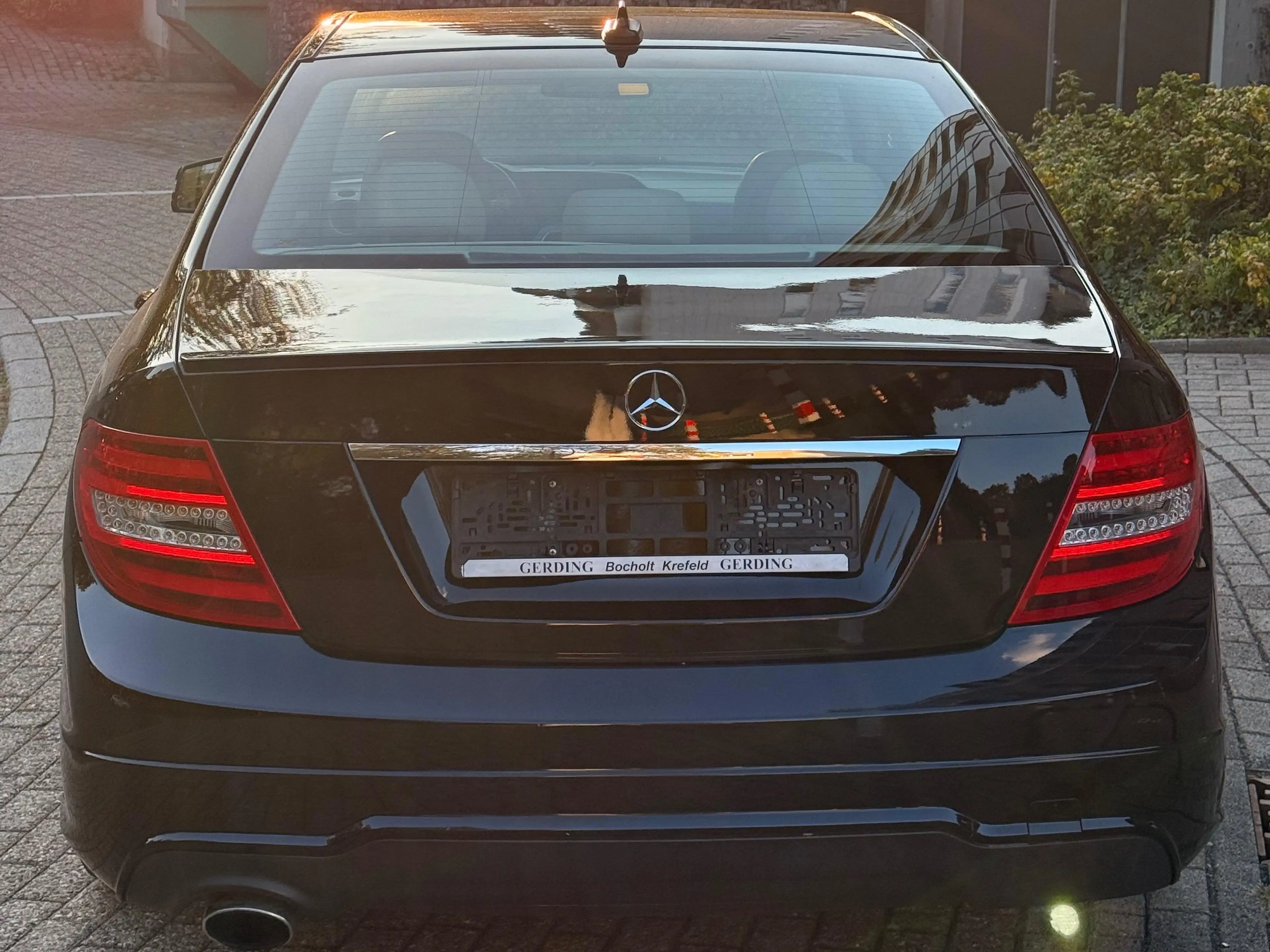 Mercedes-Benz C 250 C 250 CGI BlueEfficiency (204.047) — photo 4