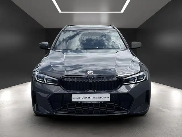 BMW M view 8