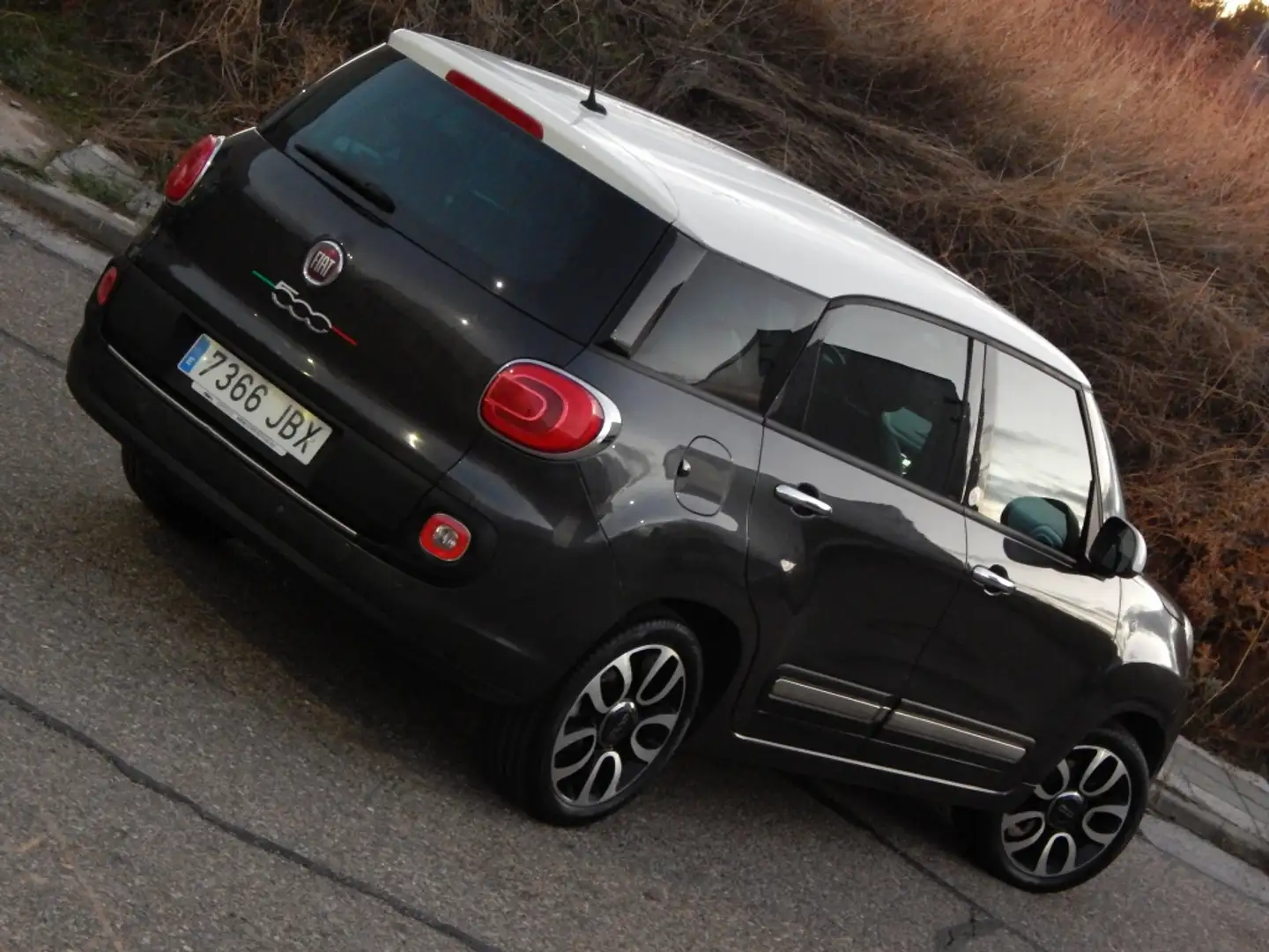 Fiat 500L Living 1.6Mjt II S&S Lounge 105 Gris - 2