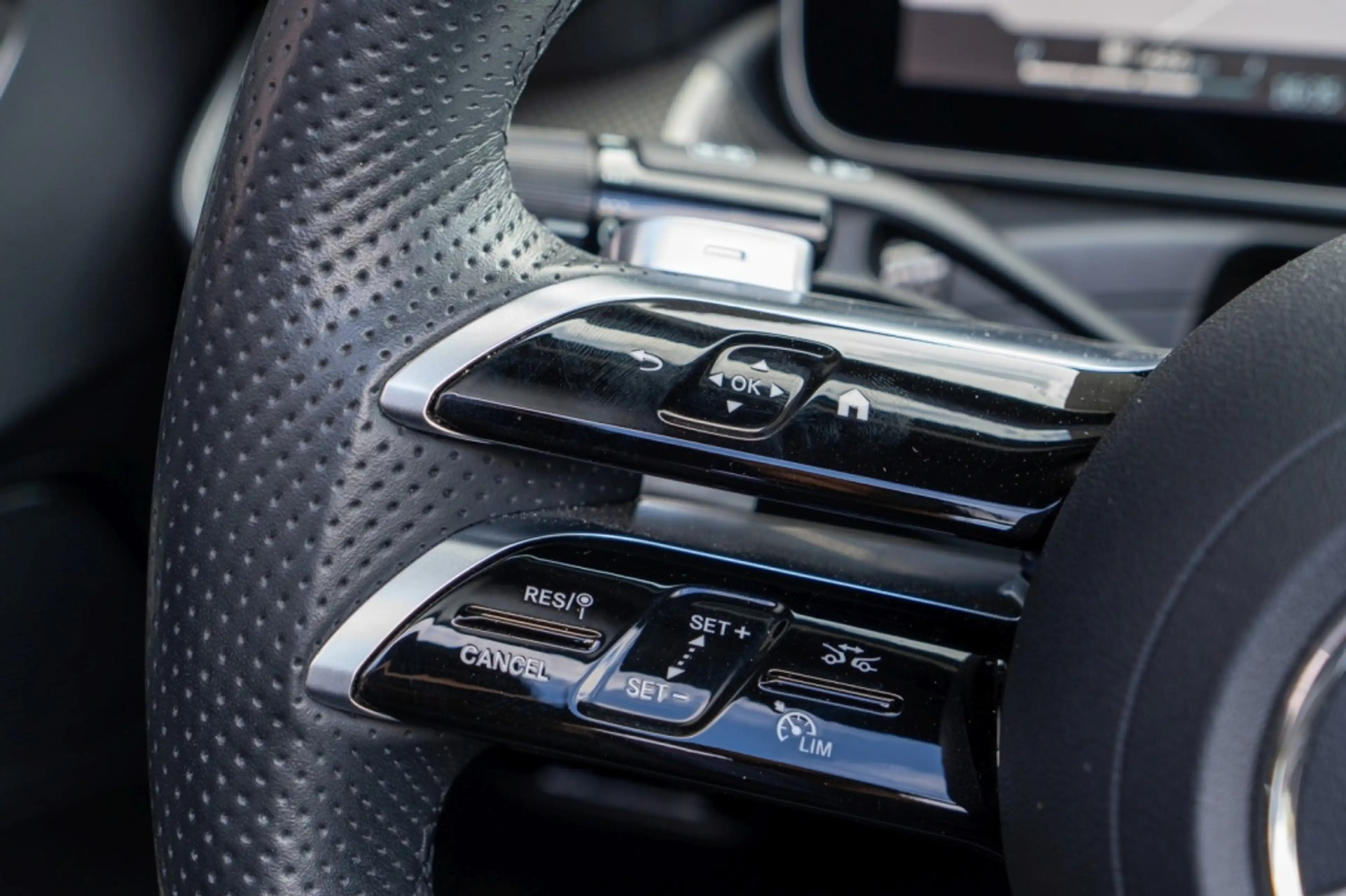 Mercedes-Benz CLE 200 *Cabrio AMG Night Memory 20" LED KeyGo — photo 11