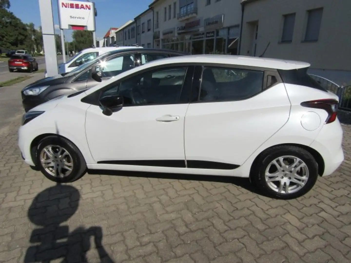 Nissan Micra Weiß - 1