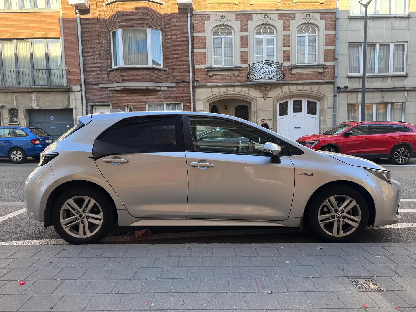 Toyota Corolla 10 ans garantie Toyota. 1.8 hybride Argent - 1