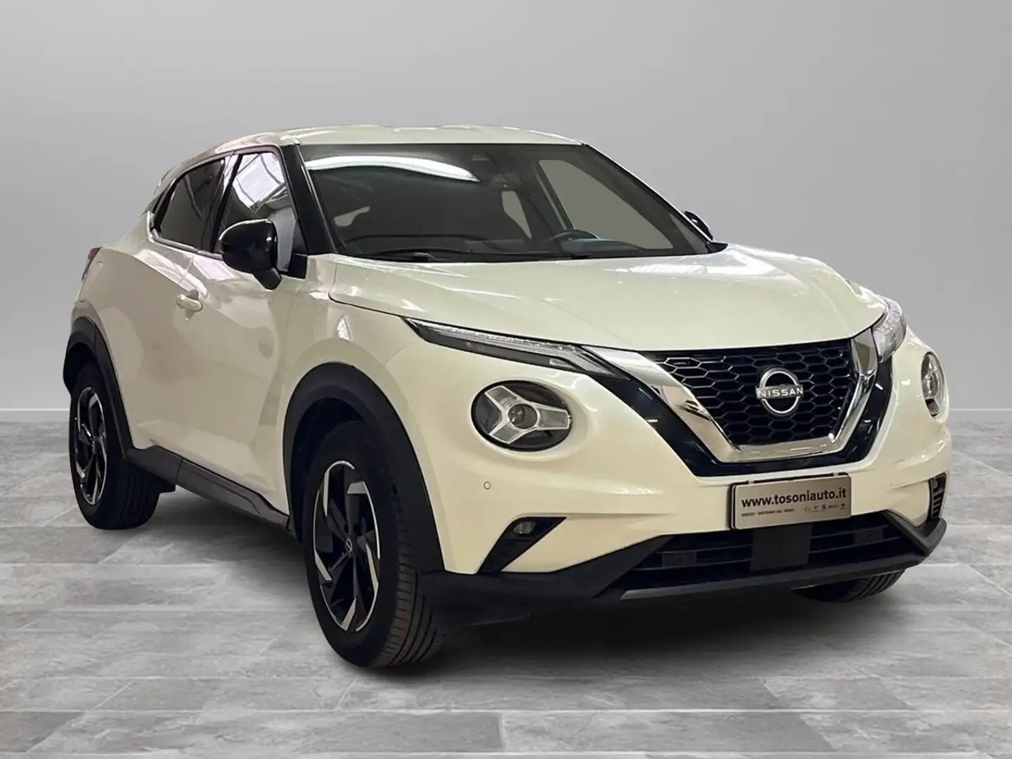 Nissan Juke 1.0 dig-t N-Connecta 114cv Bianco - 2