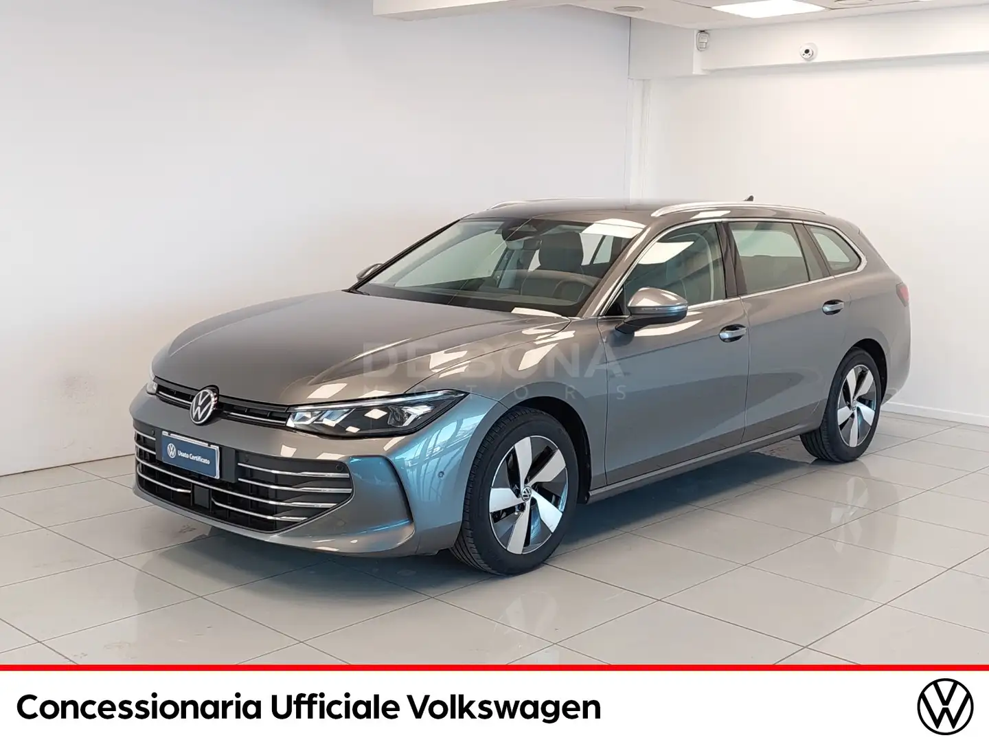 Volkswagen Passat Variant 2.0 tdi scr business 150cv dsg Grau - 1