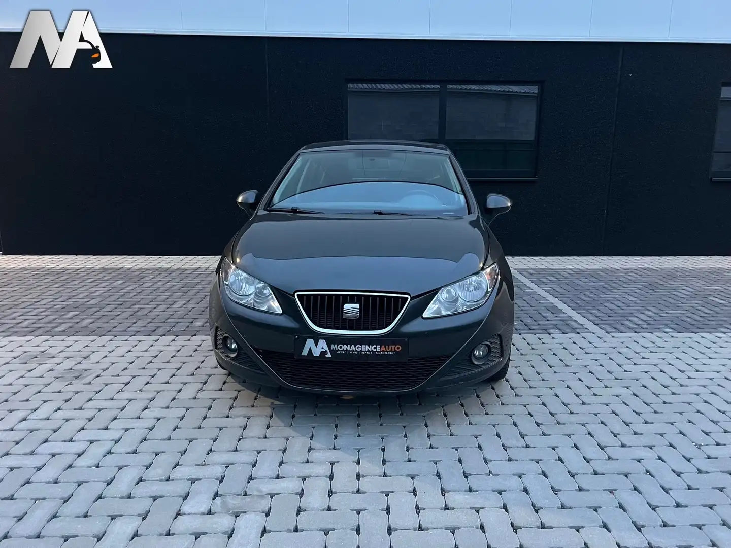 SEAT Ibiza Ibiza 1.4i Reference Grau - 2
