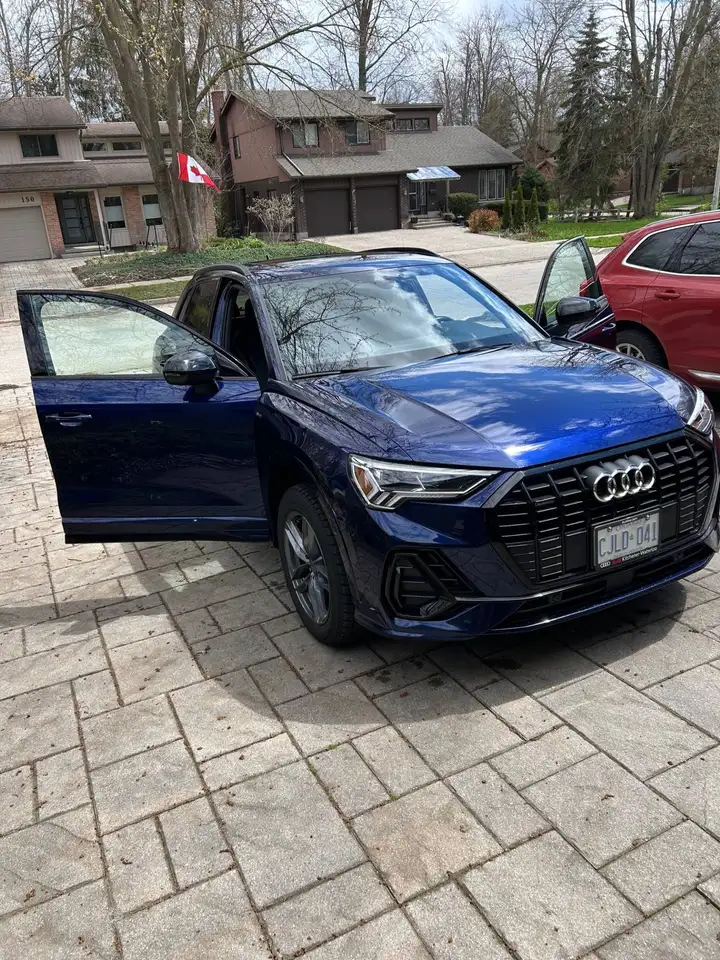 Audi Q3 снимка Audi Q3