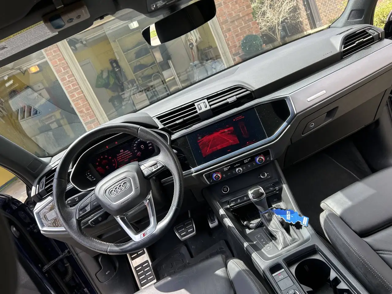 Audi Q3 снимка Audi Q3