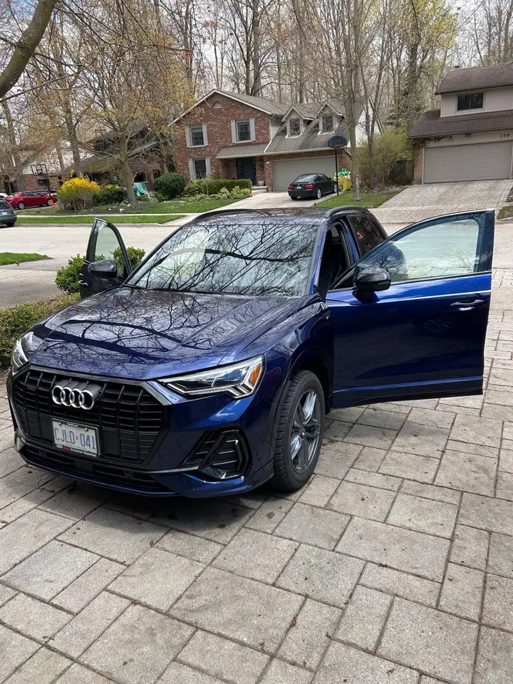 Audi Q3 снимка Audi Q3