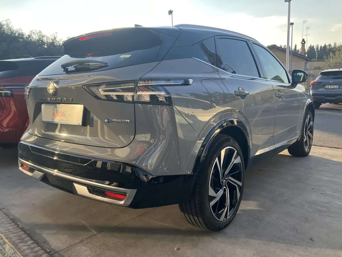 Nissan Qashqai Qashqai e-Power Tekna+ Grijs - 2