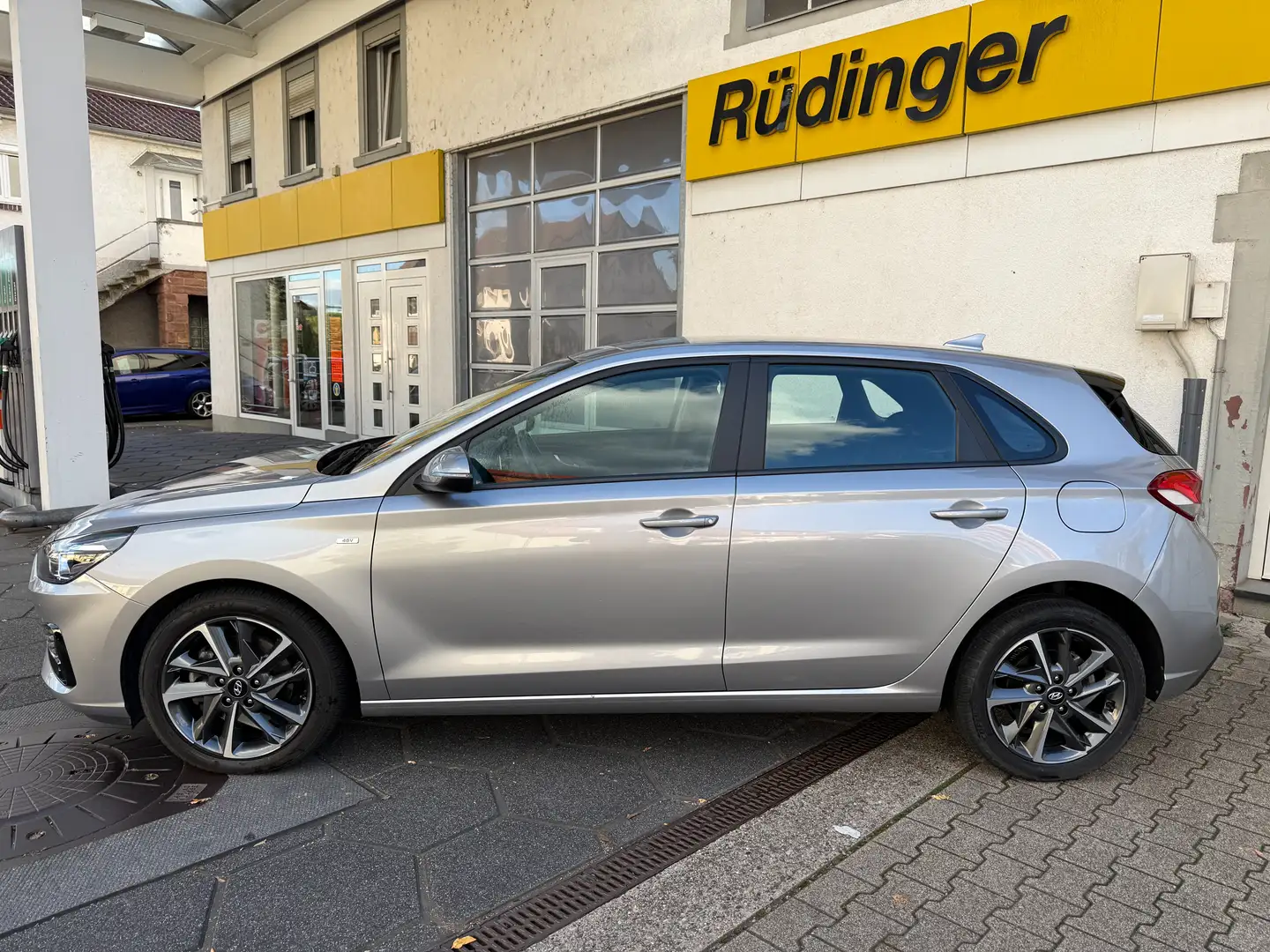 Hyundai i30 Trend Mild-Hybrid SITZ-/LENKRADHZG KAMERA LKAS Argent - 2