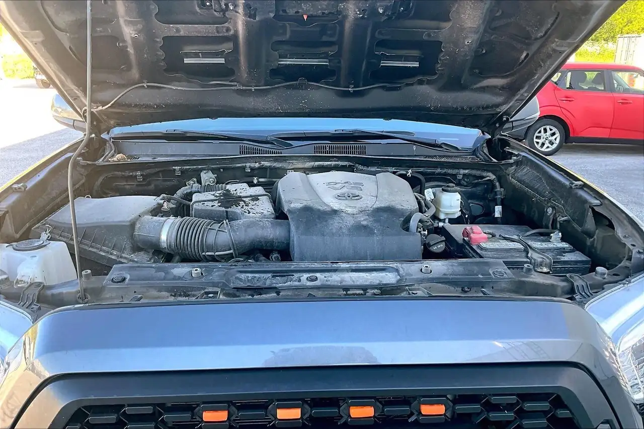 Toyota Tacoma снимка Toyota Tacoma