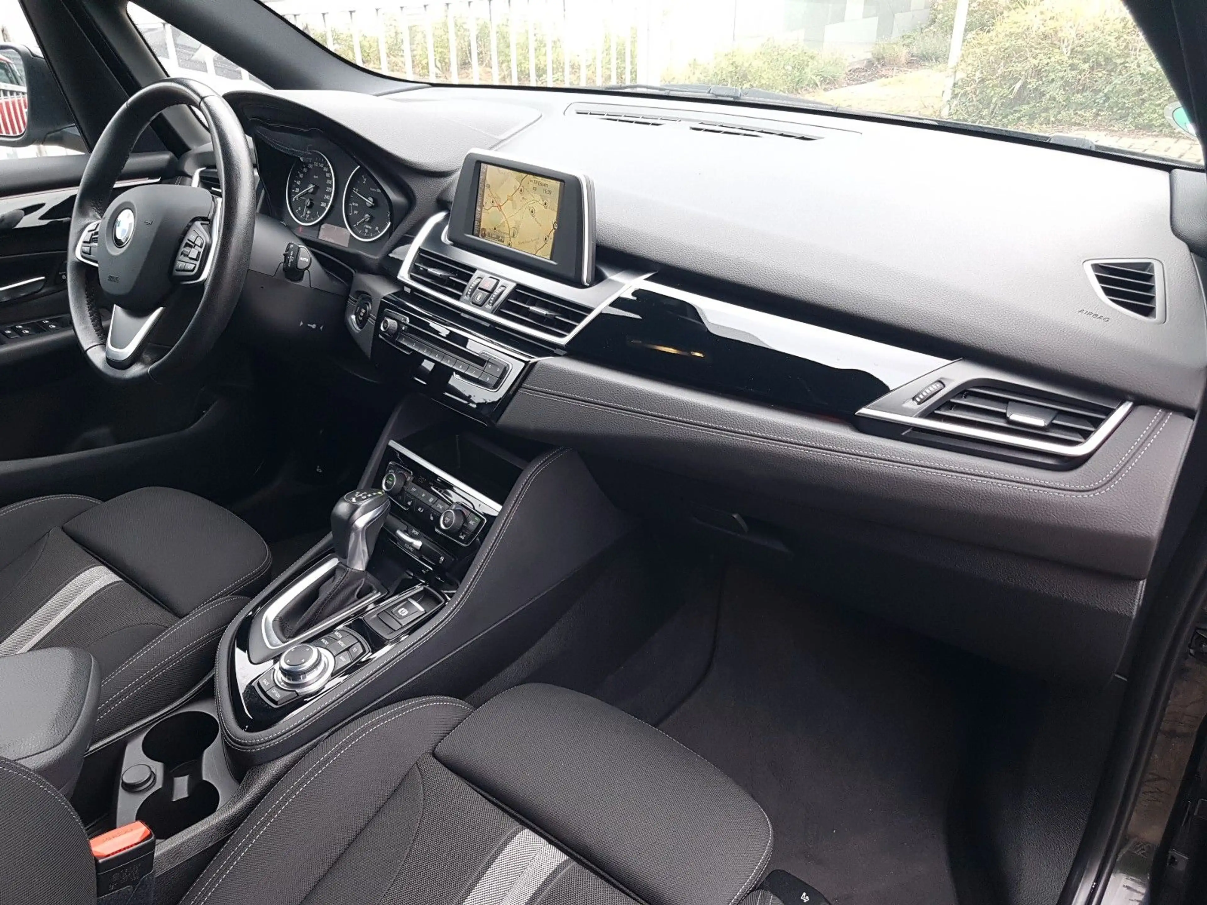 BMW 218 Sport Line Autom. LED Kamera — photo 13