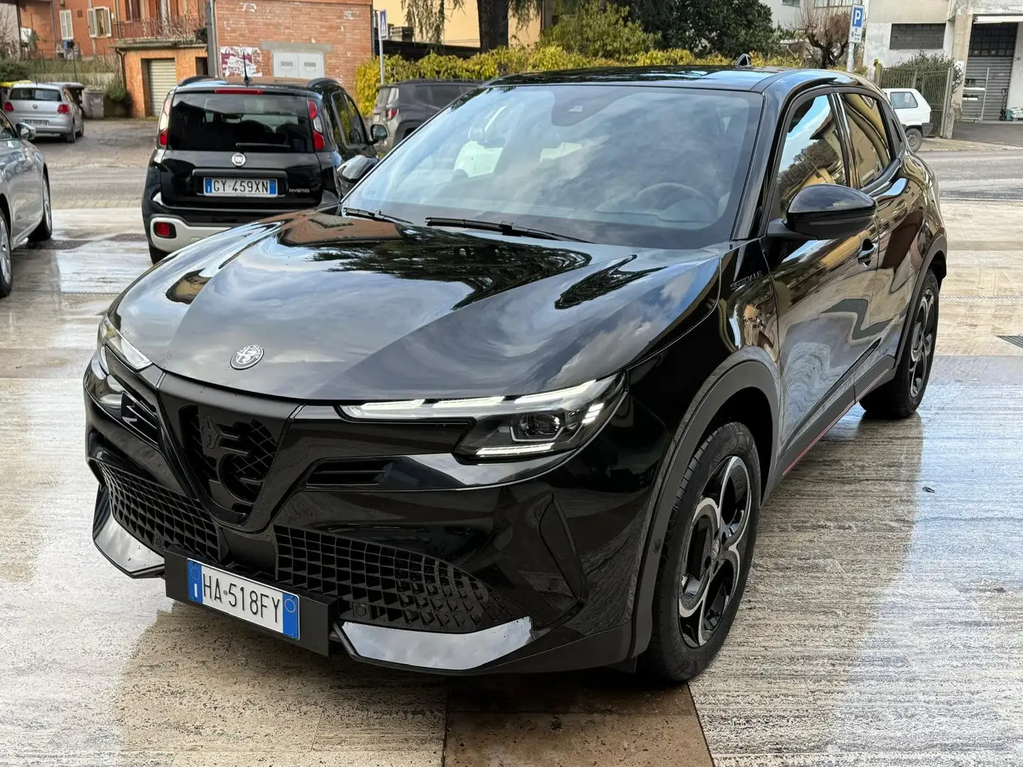 Alfa Romeo Junior Junior 1.2 ibrida Speciale 145cv edct6 Full Opt. Noir - 2