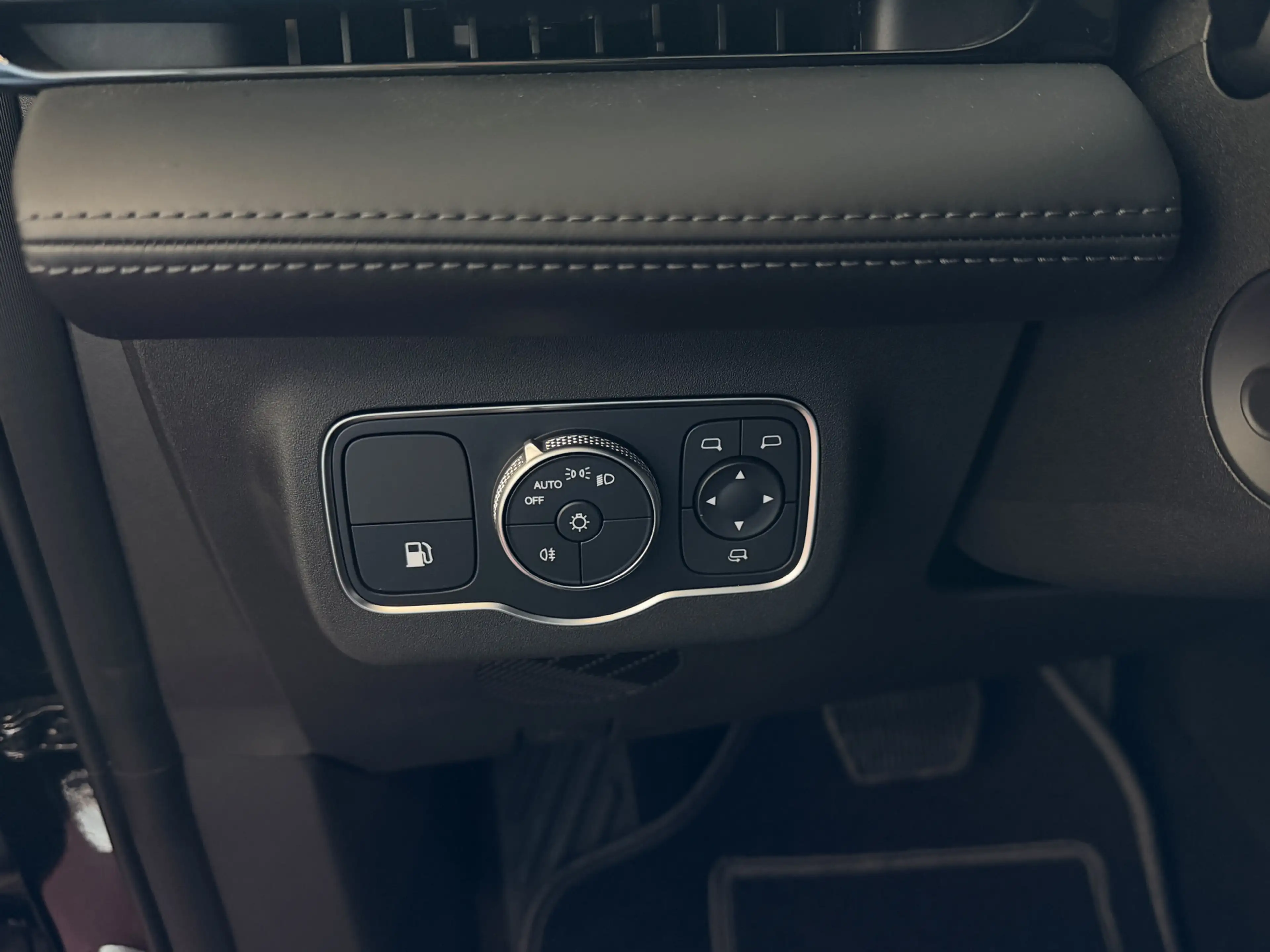 Omoda 9 OMODA 9 PREMIUM AWD 538PK MASSAGE STOEL.VERW/KOELI — photo 24