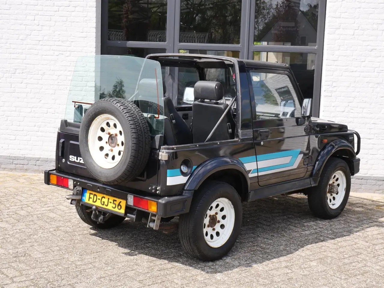 Suzuki Samurai 4x4 1.3 Cabrio met Hard top 4 persoons, foto 5