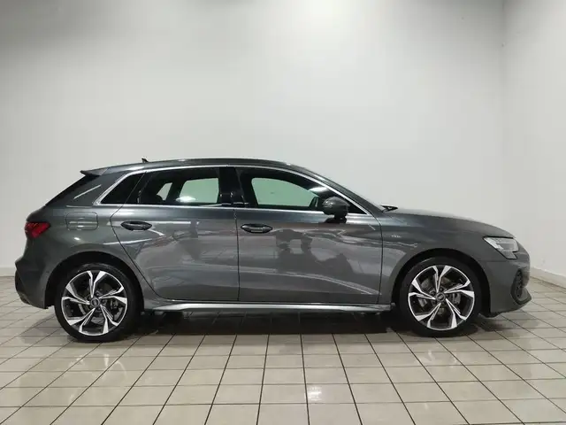 Audi A3 view 3