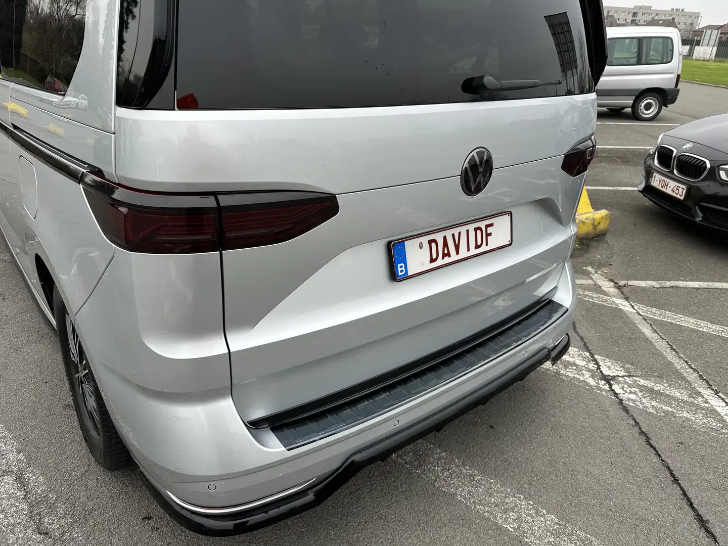 Volkswagen T7 Multivan eHybrid 1.4 TSI Style Business DSG (160 kW) Argent - 2