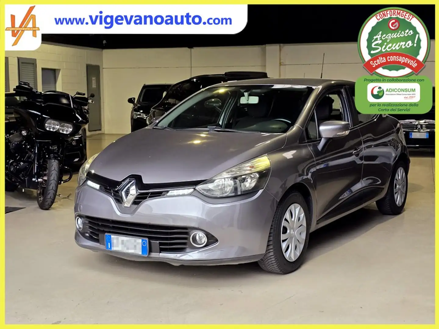Renault Clio Clio 5p 1.2 16v Live Gris - 1