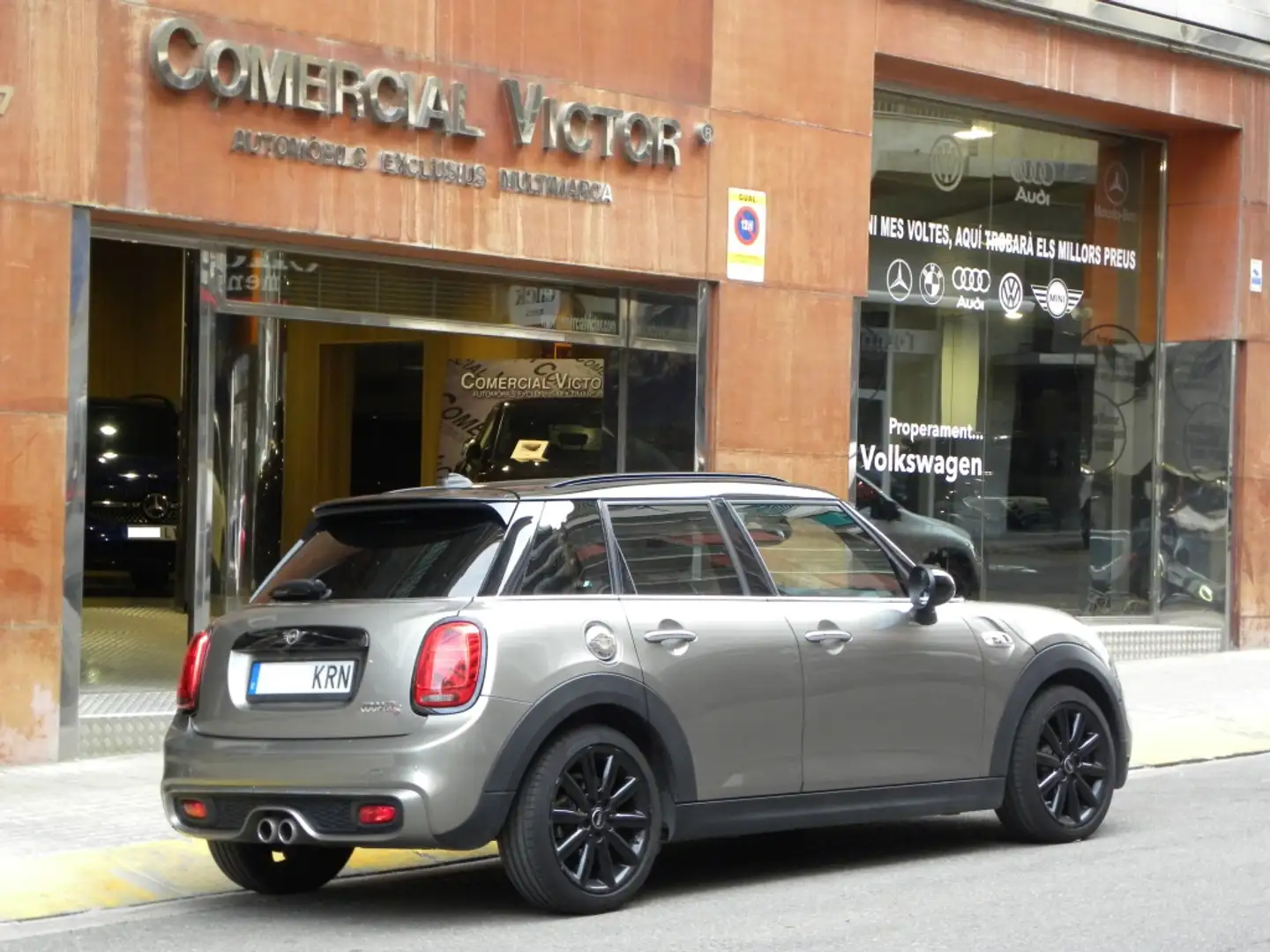 MINI Cooper S Aut. Gris - 1