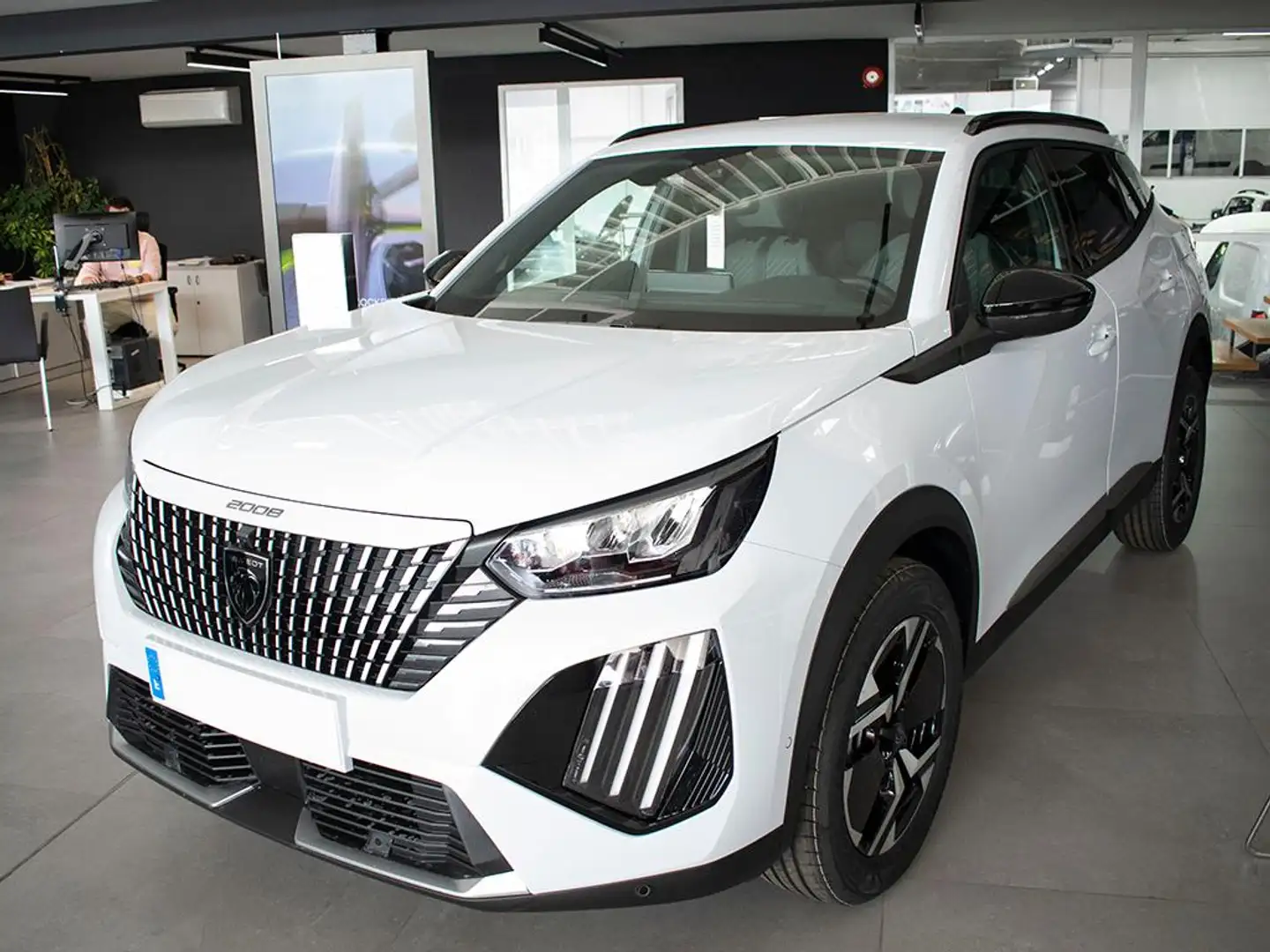 Peugeot 2008 1.2 PureTech S&S Allure 100 Weiß - 1