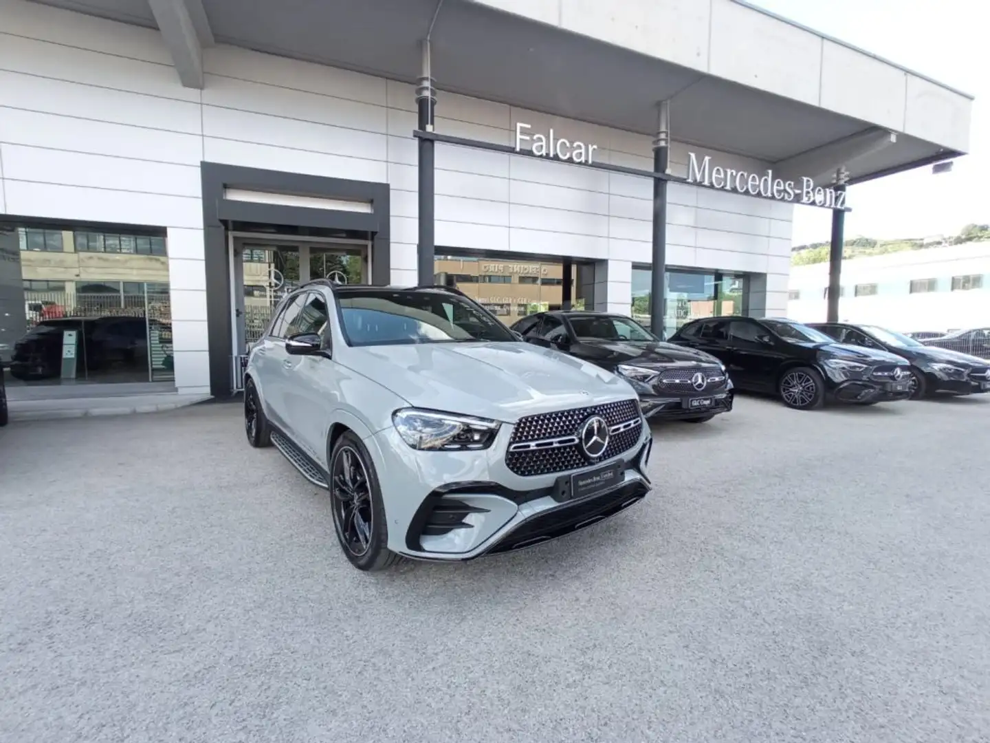 Mercedes-Benz GLE 450 d 4Matic Mild Hybrid AMG Line Premium Gri - 1