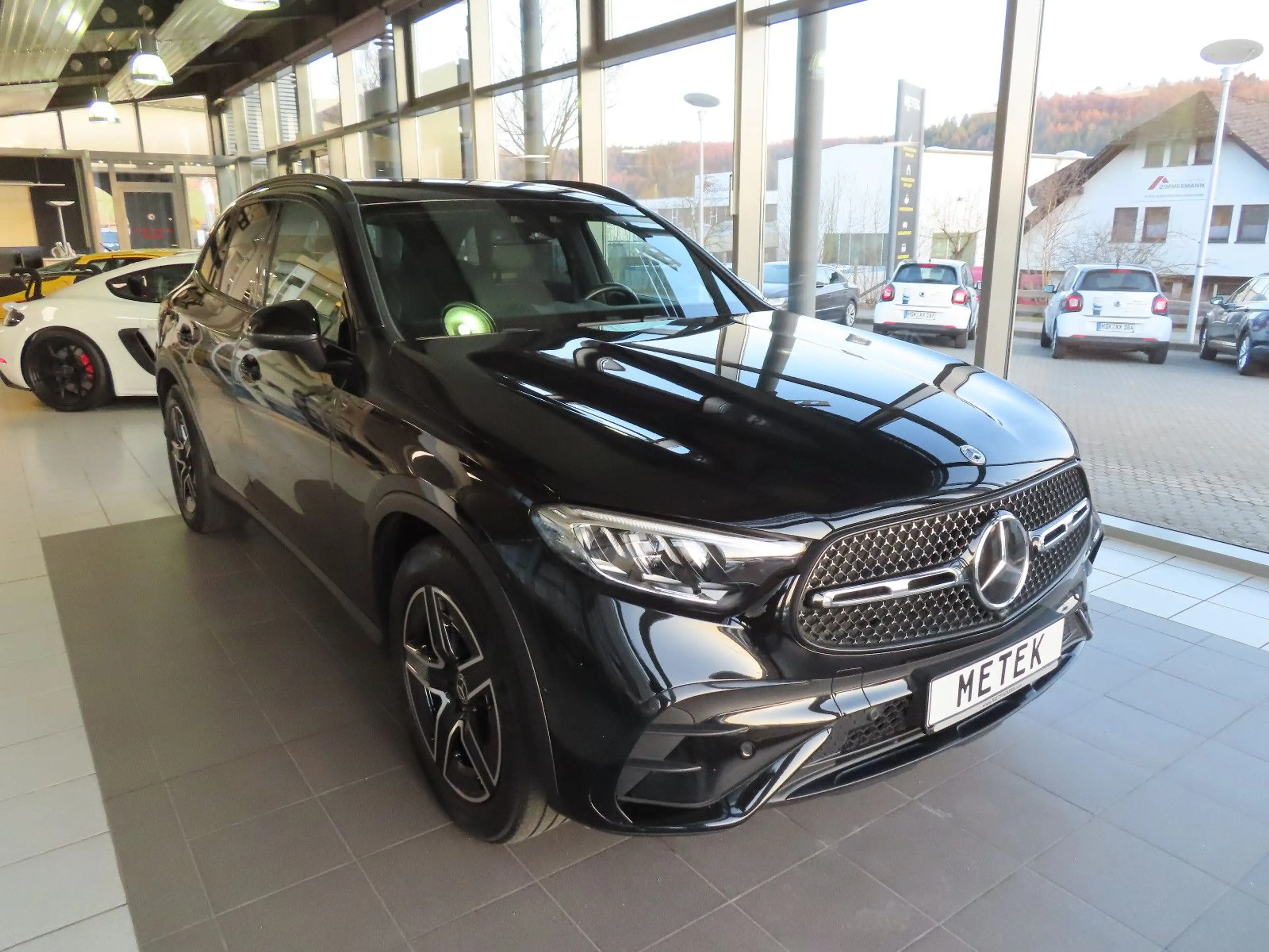 Mercedes-Benz GLC 220 d 4Matic AMG NAVI LED AHK — photo 2