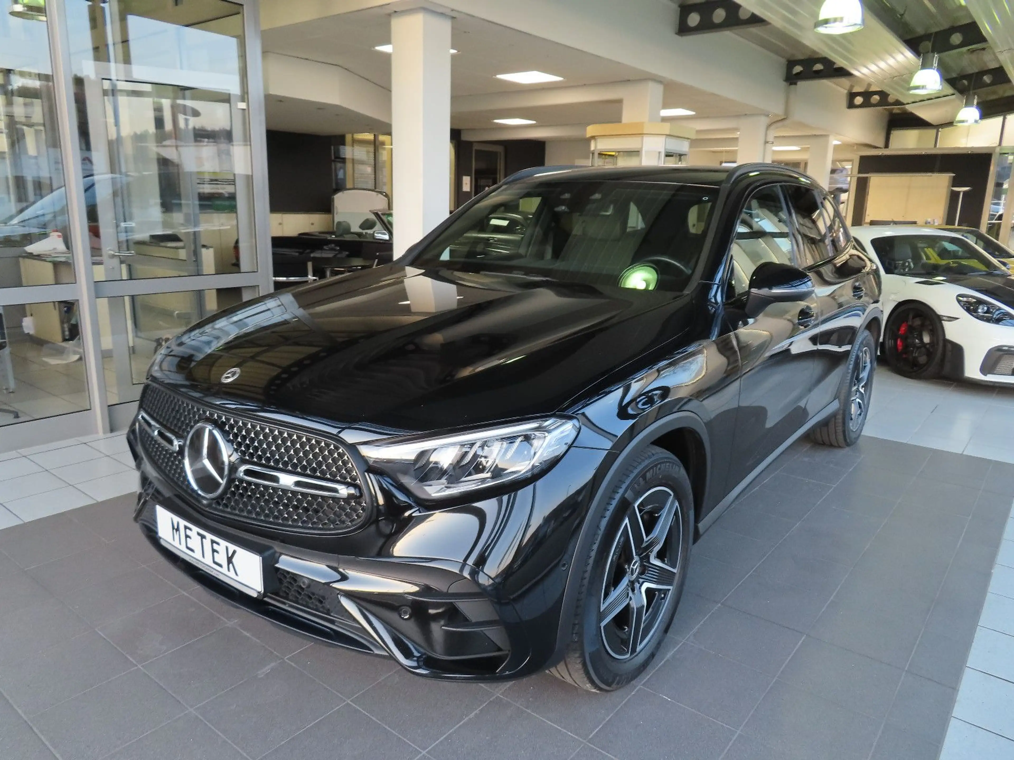 Mercedes-Benz GLC 220 d 4Matic AMG  NAVI LED AHK