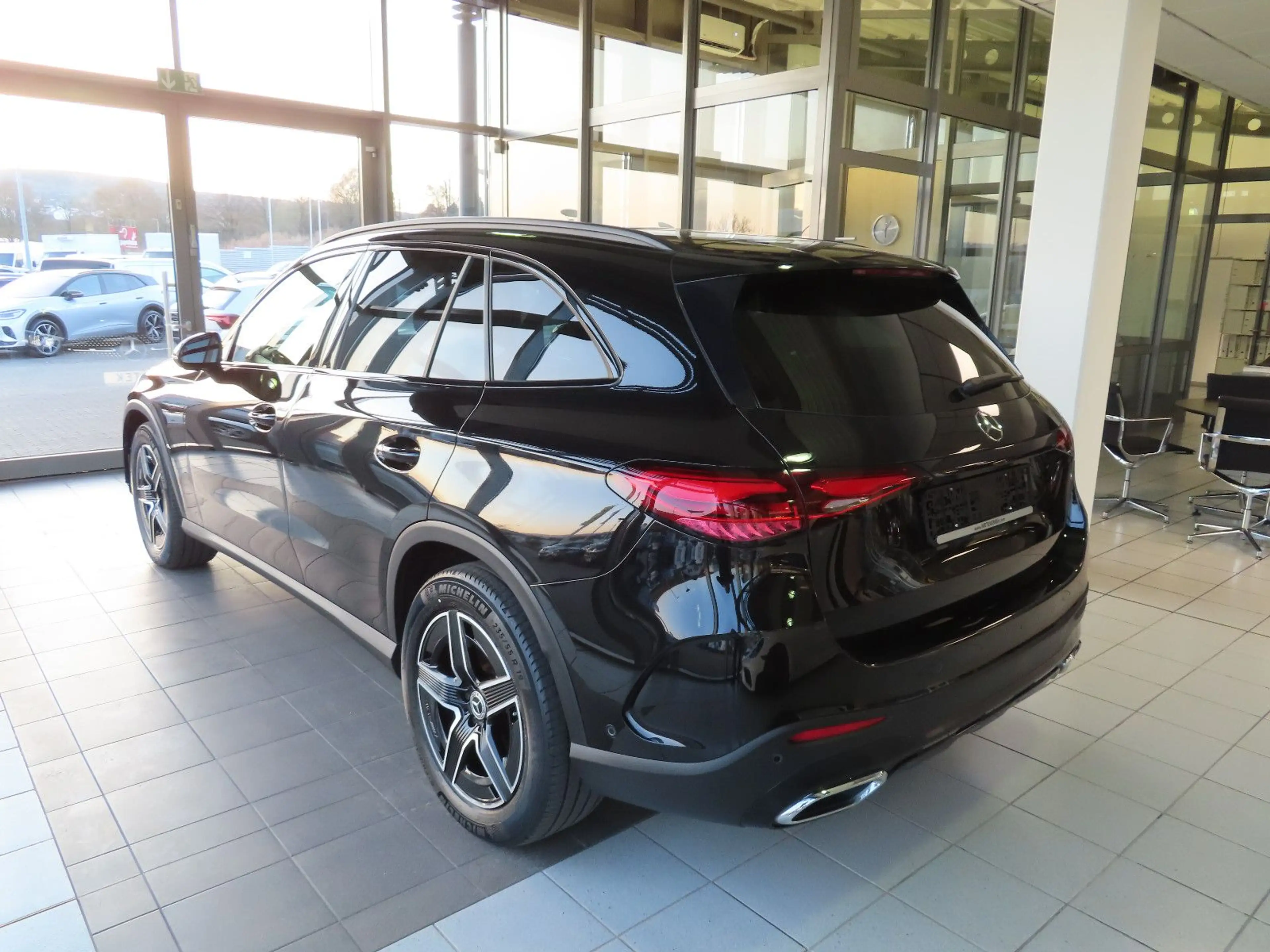 Mercedes-Benz GLC 220 d 4Matic AMG NAVI LED AHK — photo 5