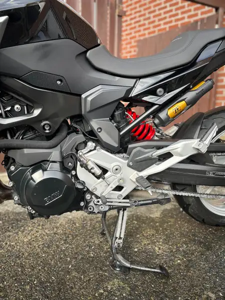 BMW F 900 R - foto 3