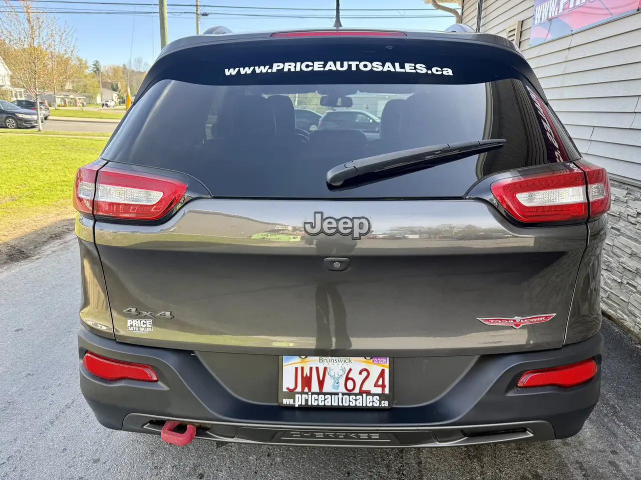 Jeep Cherokee снимка Jeep Cherokee