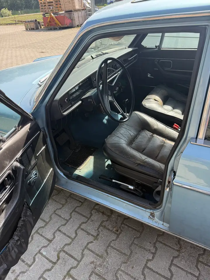 Volvo 240 164E, foto 4