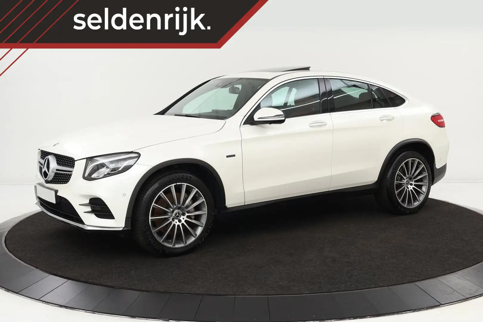 Mercedes-Benz GLC 350 Coupe 350e 4Matic AMG | Schuifdak | Luchtvering | Wit - 1