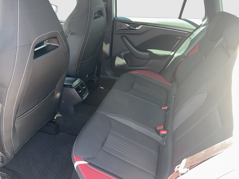 Skoda Kamiq MONTE CARLO TSI — photo 11
