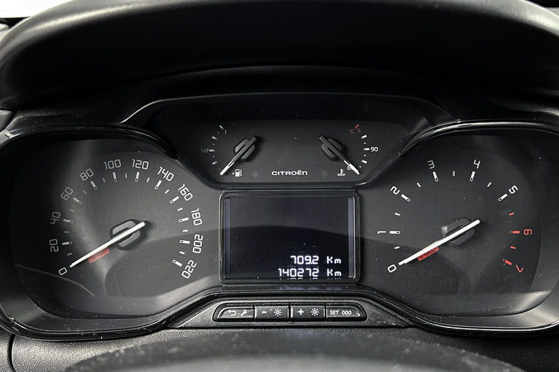 Citroen C3 1.2 PureTech Feel | Trekhaak | Apple Carplay | Nav — photo 4
