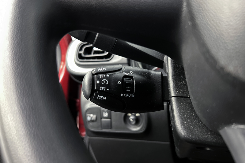 Citroen C3 1.2 PureTech Feel | Trekhaak | Apple Carplay | Nav — photo 17
