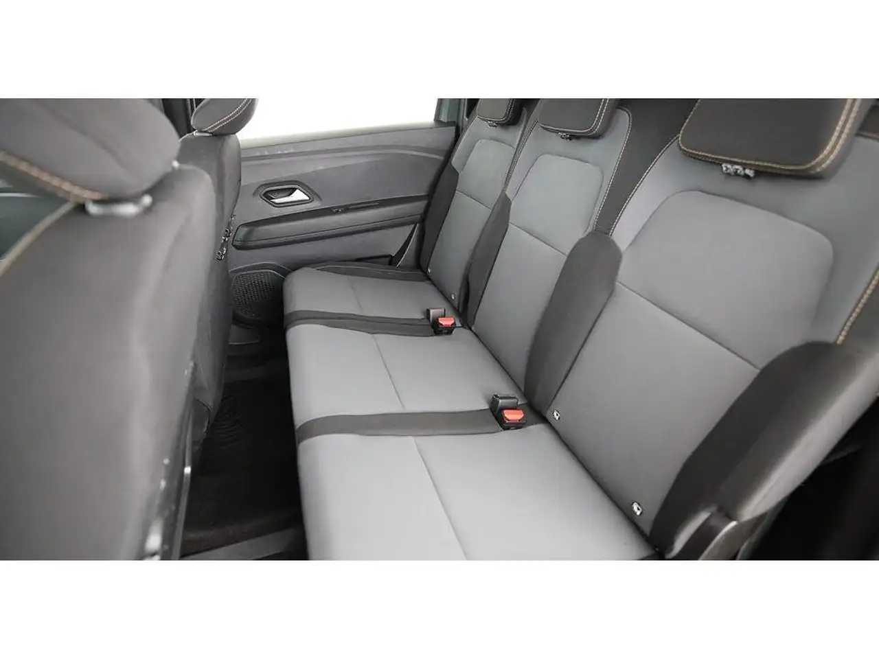 Dacia Jogger 1.0 TCe 110 Extreme+ LEDER NAVI SITZHZG 22