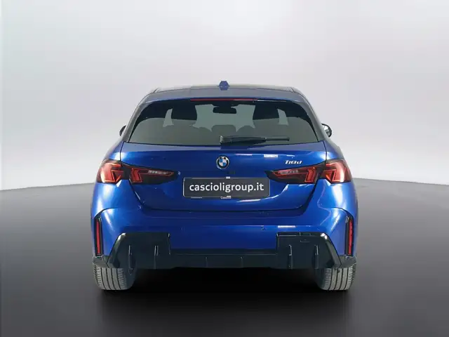 BMW 1 Series view 5