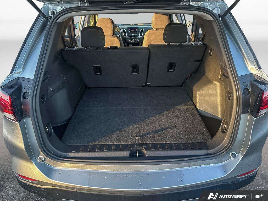 used 2023 Chevrolet Equinox car, priced at $23,979