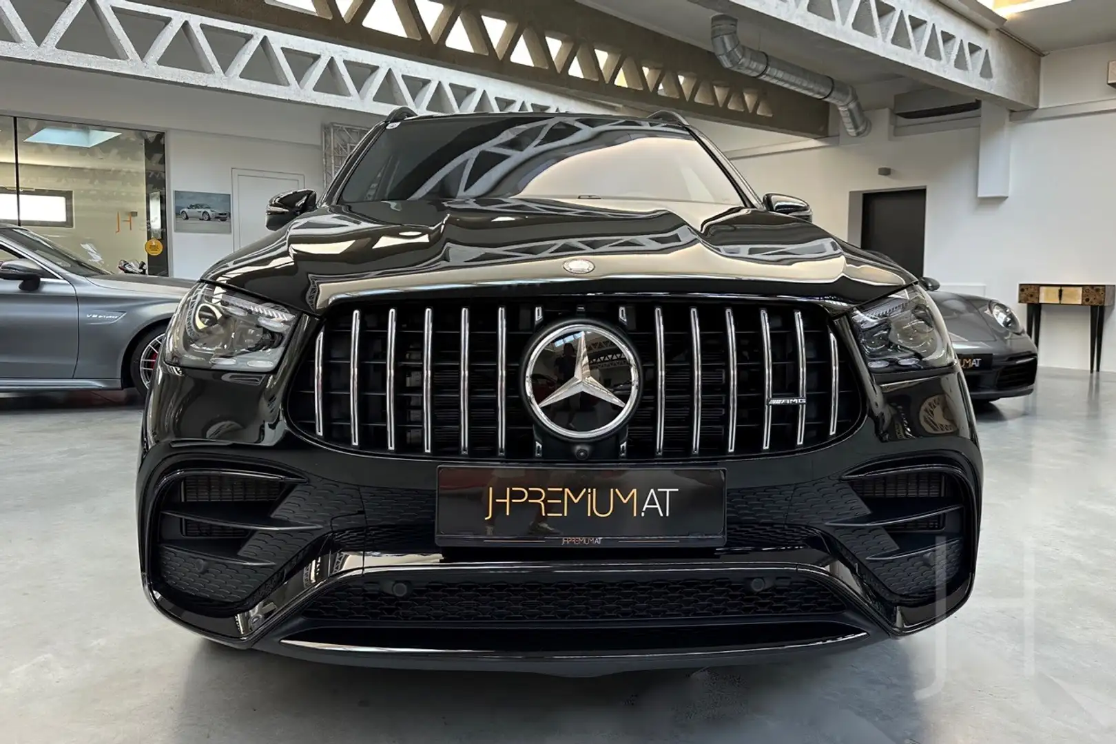 Mercedes-Benz GLE 63 AMG Schwarz - 2